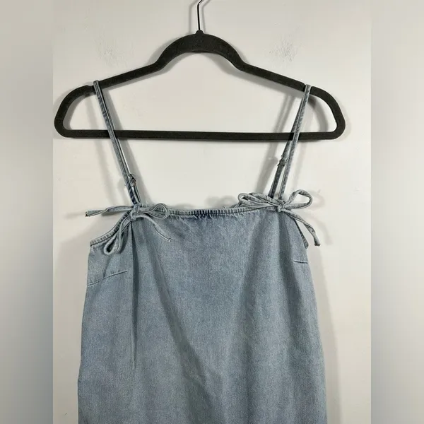 LE‎ LIS Chambray Mini Dress M Blue Cotton Tie Strap Ruffle Hem Sundress - Image 5