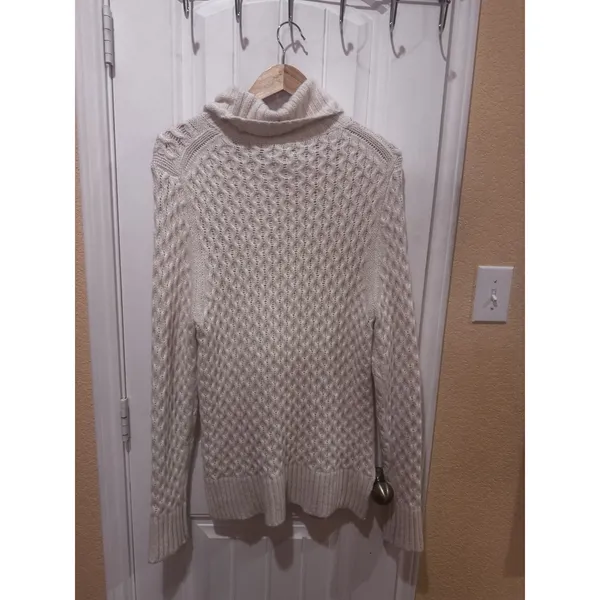 J Crew White Sweater Size L - Image 7