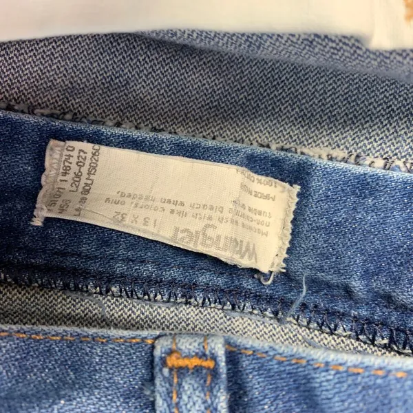 Wrangler Medium Wash Western Jeans Sz 13 x 32 Straight Leg - Image 6
