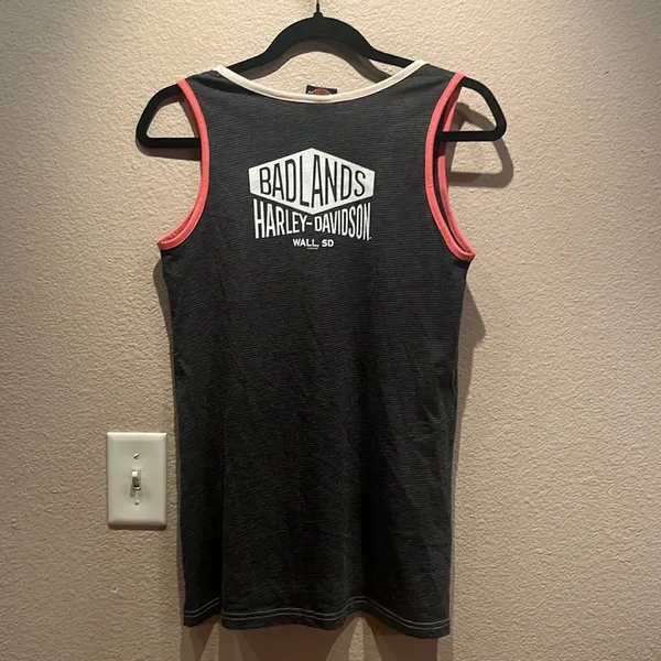 Harley-Davidson Women’s Sturgis Badlands 2019 Tank Top Size Medium - Image 8