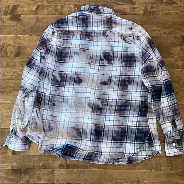 Bleach dyed vintage flannel shirt - Image 5