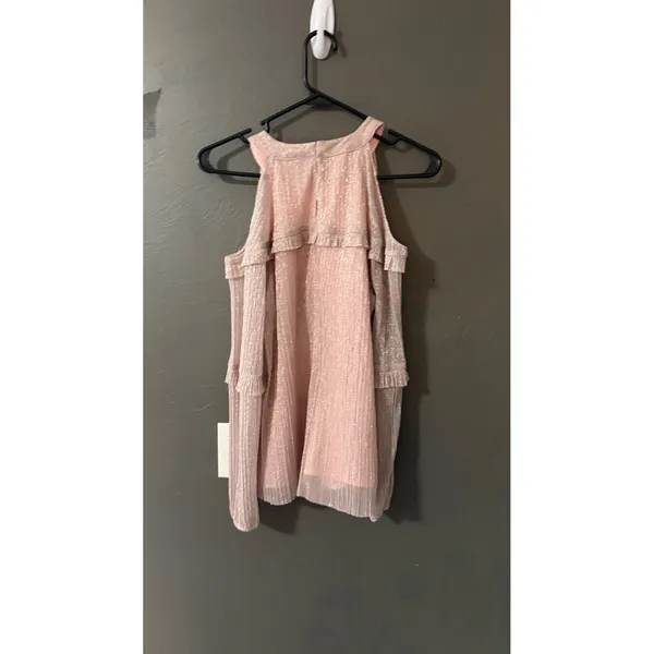 Miss Me Womens Metallic Pink Plisse Cold Shoulder Ruffle Top Fairy‎ Swifty Large - Image 3