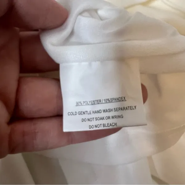 NWT Selfie Leslie Cupid's Bow‎ V-Neckline Ruffle Shoulder Bodycon Dress White XL - Image 4