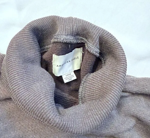 American eagle turtleneck sweatshirt - Image 2