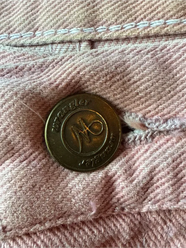 Wrangler vintage Women's Pink Denim Jeans Sz 12 34” inseam - Image 4