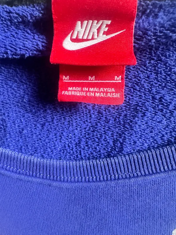 Nike Purple Short Sleeve Sweatshirt Medium - Image 3