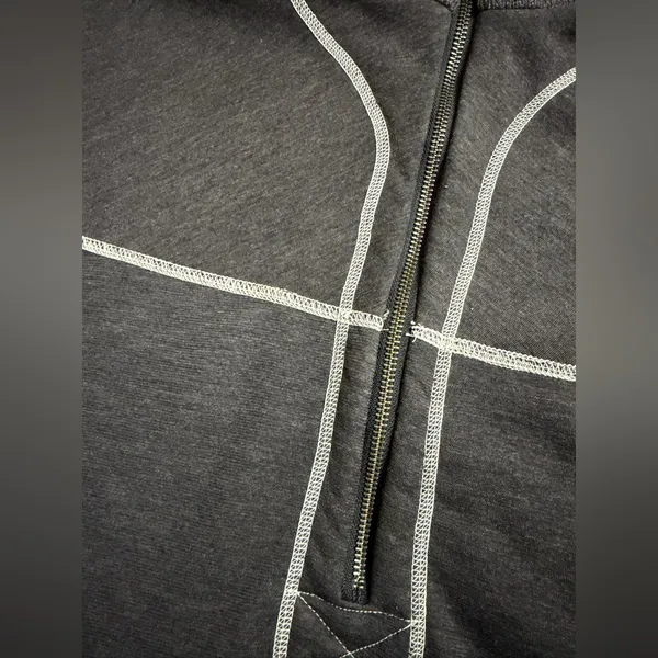 Free People REVERSIBLE Mountain Dreamin’ Fleece size Medium Large - Image 14