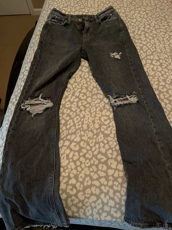 American Eagle Straight Leg Jeans - Image 2