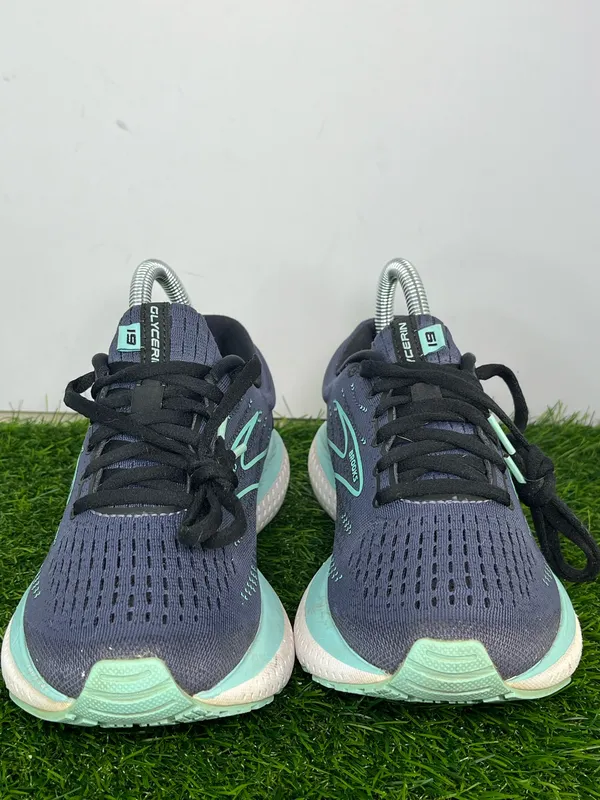 Brooks Glycerin 19 Running Shoes Gray Mint Women’s Size 6.5 B - Image 2