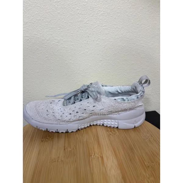 Nike Sneaker 8 Free Run Trail Shoes Neutral Gray CW5814-002 Suede - Image 11