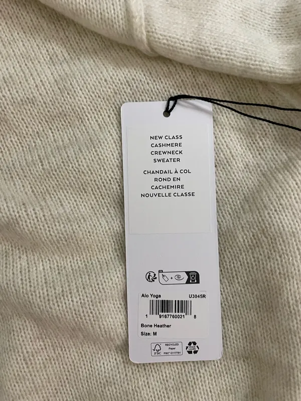 ALO Yoga NWT Unisex Wool Cashmere New Class Crewneck Sweater Bone Heather Size M - Image 10
