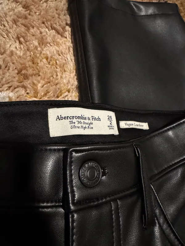 Abercrombie And Fitch 90s Straight Ultra High Rise Vegan Leather Pants - Image 3