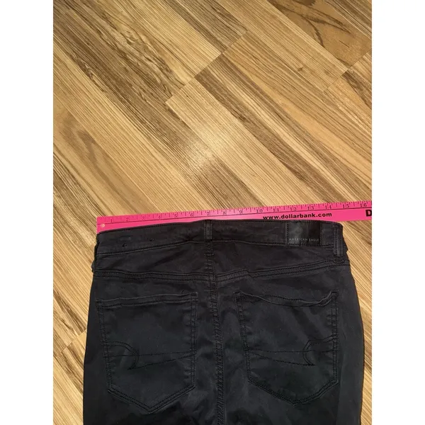 American Eagle Women's 6S 6 Short Black High Rise‎ Next Level Stretch Jeans - Image 8