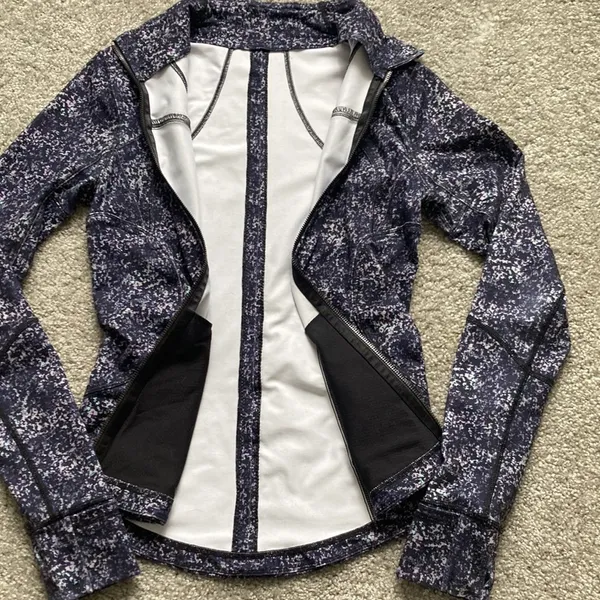 Lululemon Define Jacket Size 4 - Image 8