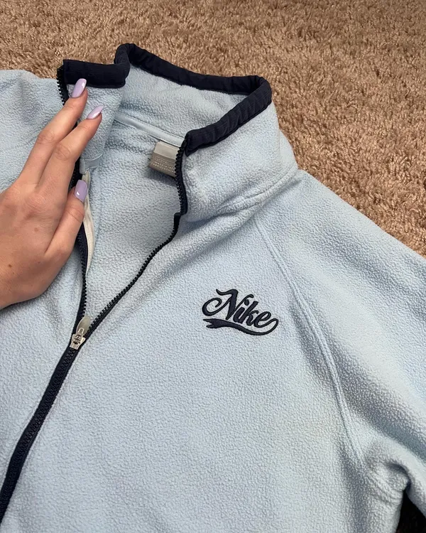 Nike Vintage Sweatshirt - Image 5