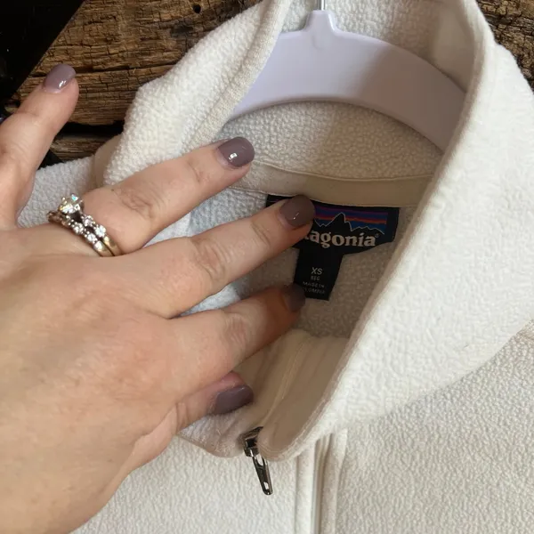 Patagonia Women's Micro D® 1/4-Zip‎ size XS - Image 3