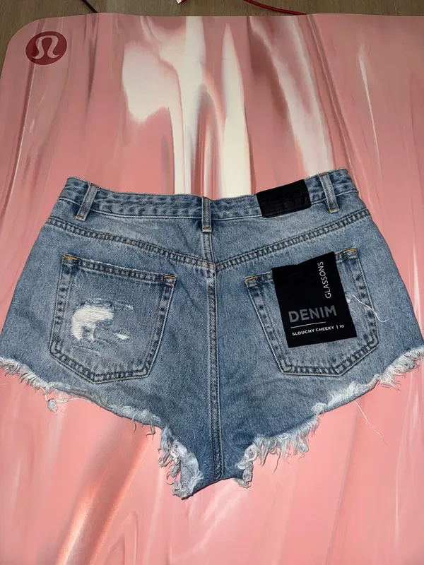 Glassons Denim Shorts - Image 4
