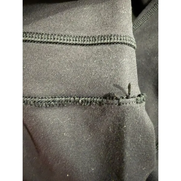 Lululemon Black Seamed Athletic‎ Yoga Leggings Pants Size 6 Mid Rise 27 Inseam - Image 6