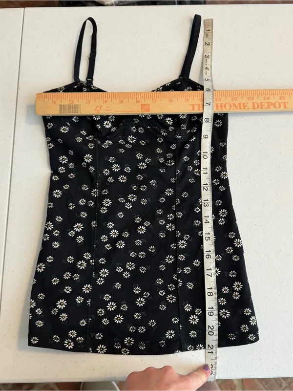 Talula Black camisole‎ Tank Top with Daisy Trim size xs Romantic feminine girly - Image 6