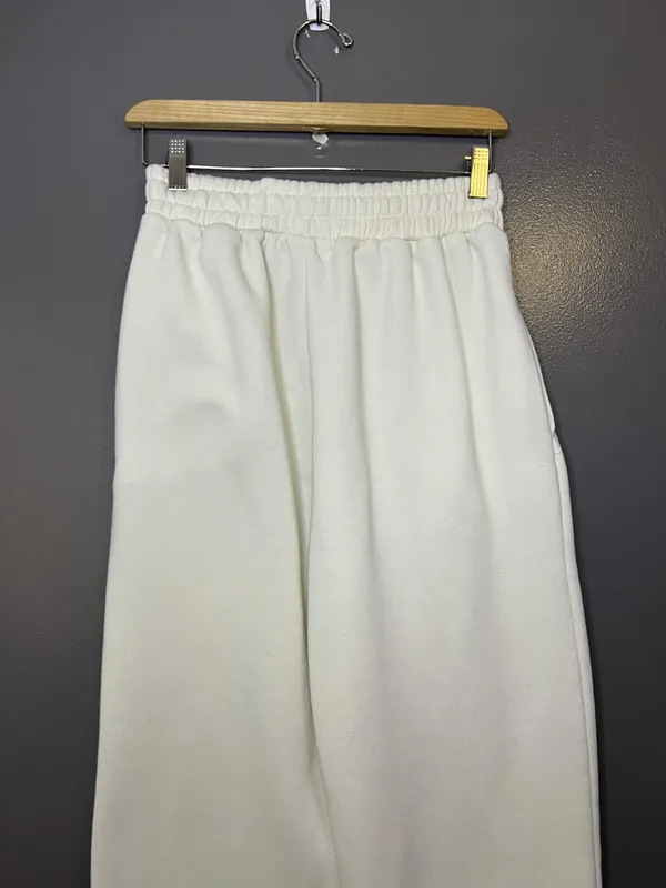 PrettyLittleThing Pants Womens Medium White Fleece Straight Leg Lounge Pockets - Image 6