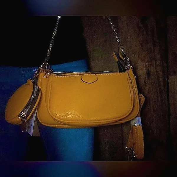 AR New York all in one shoulder bag Available in tan & brown & mustard - Image 6