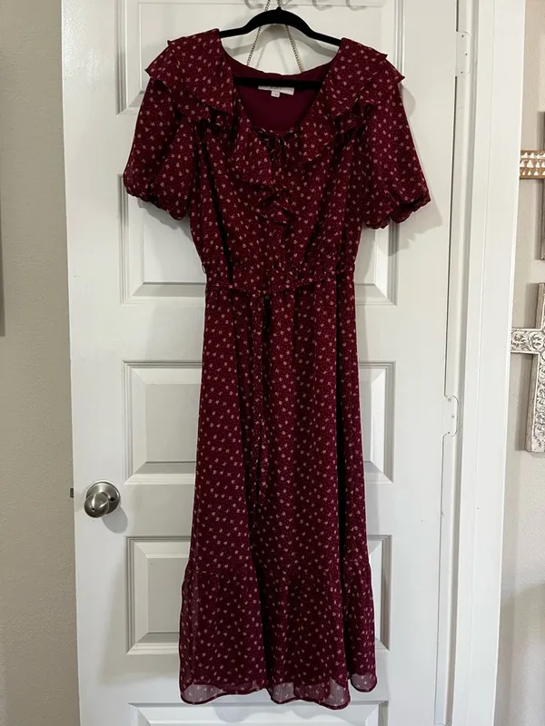LOFT Flowy Chiffon Midi Dress Maroon Floral Ruffle cap Sleeve Sz M Fem Romantic - Image 9