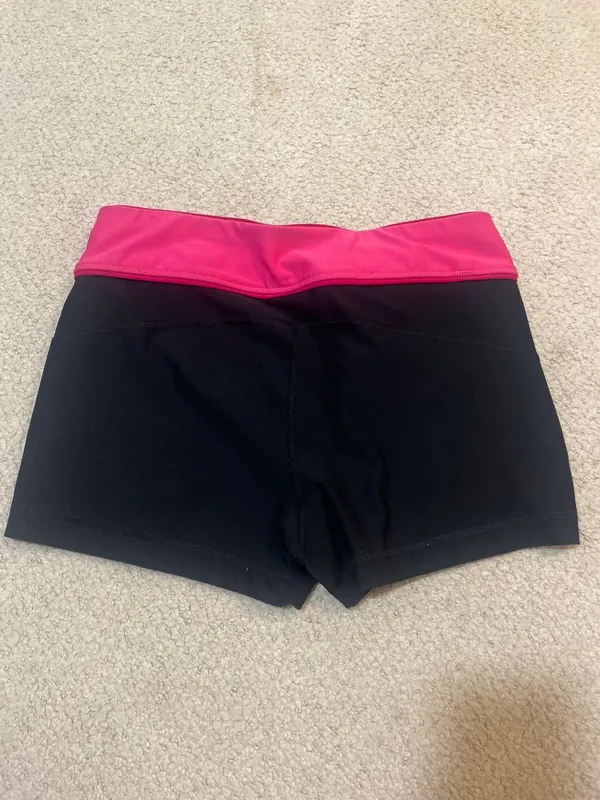 Nike Shorts - Image 2