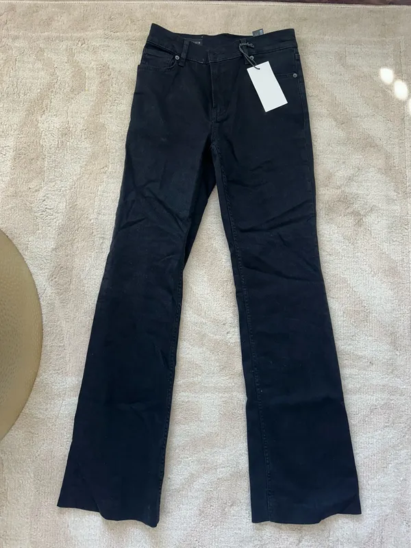 Zara Black Bootcut Leg - Slim Fit - Mid Rise Jeans - Image 8