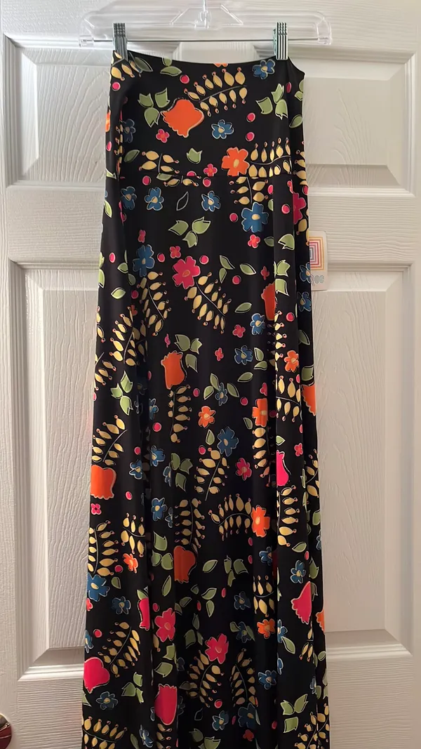 LuLaRoe XS  Maxi Skirt - Image 2