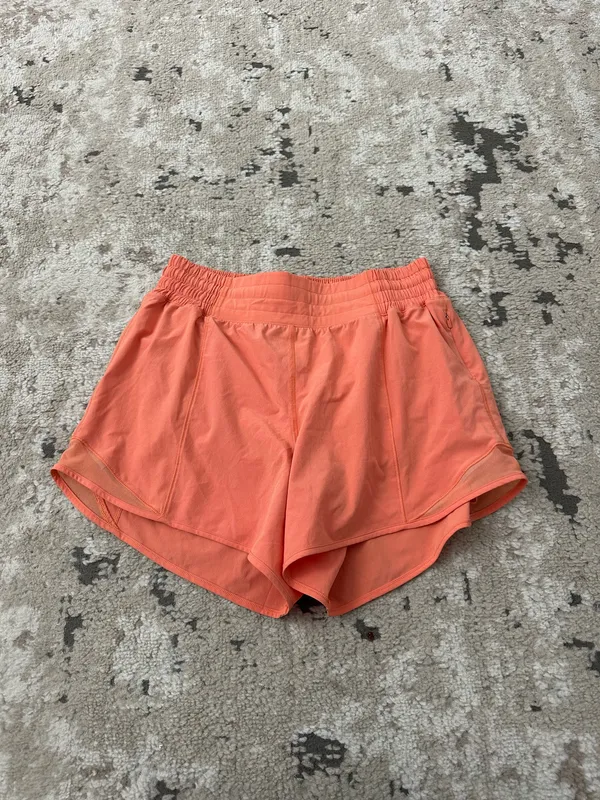Lululemon Hotty Hot High-Rise Lined Short 4" in Sunny Coral Size 6 - Image 2
