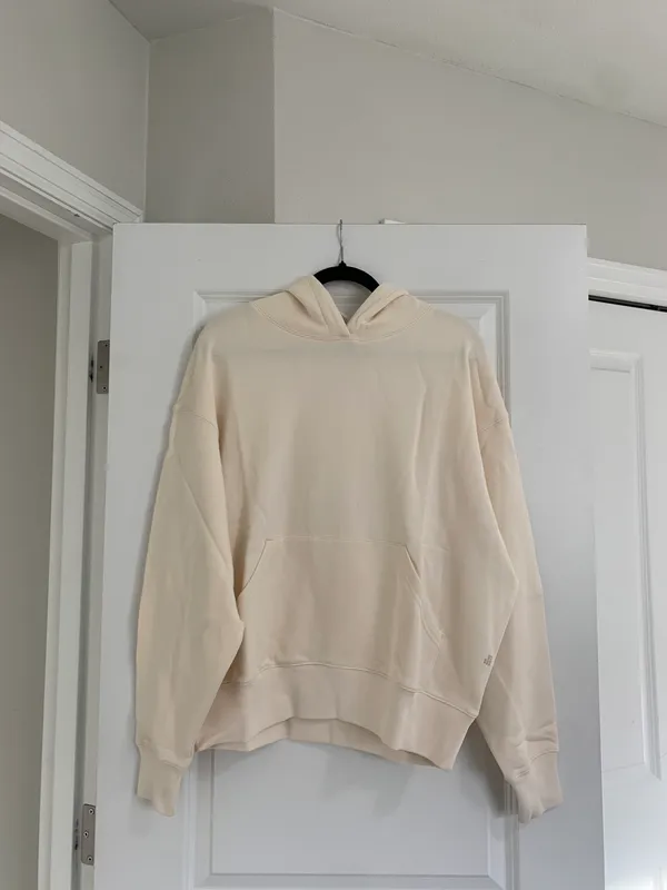 WeWoreWhat Oversized Off White Hoodie - Image 5