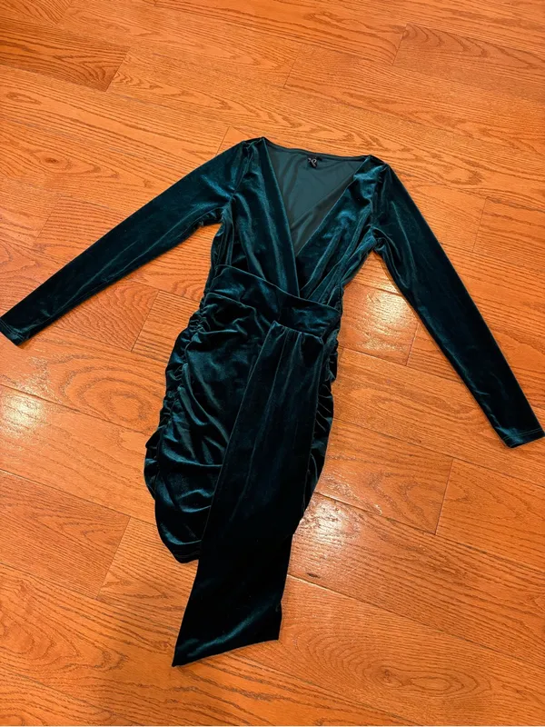Windsor Emerald Green Velvet Mini Dress Women’s XS Holiday Party Cocktail - Image 2