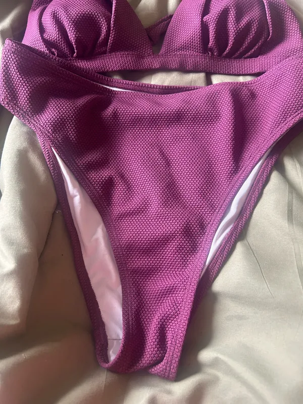 NWOT women’s cupshe wine textured two piece swimsuit size m - Image 3