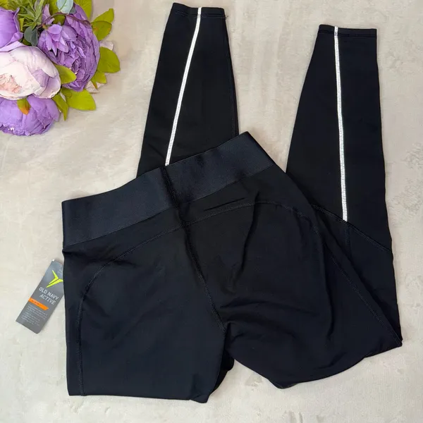 NWT Old Navy Active Go-Warm Leggings - Image 7