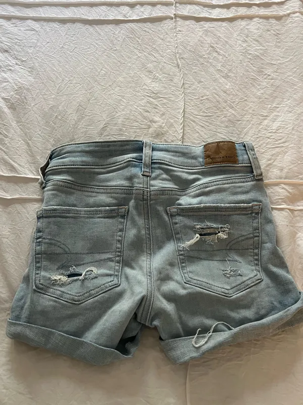 Light Wash American Eagle Denim Shorts - Image 2