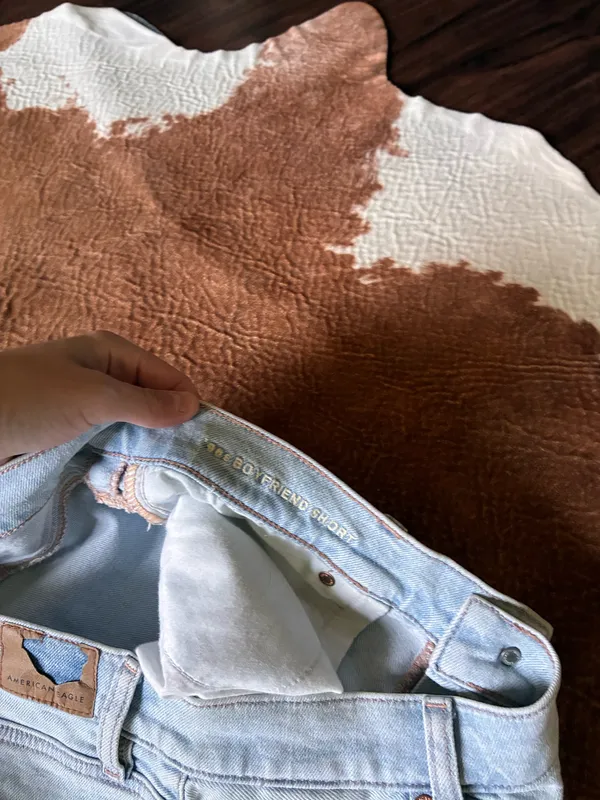 American Eagle strigid 90's Boyfriend shorts size 10 - Image 7