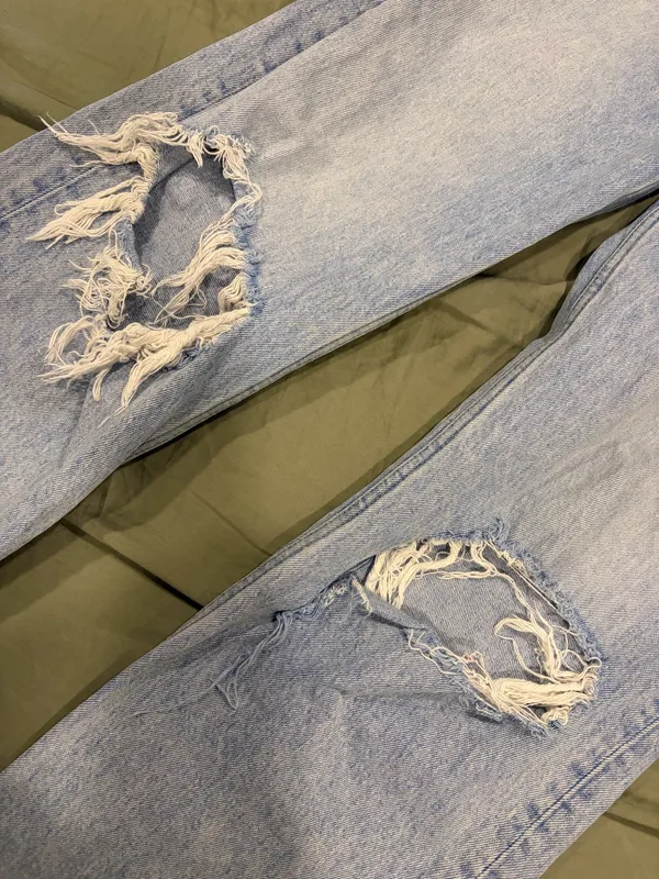 Abercrombie and Fitch The Dad High Rise Jeans - Image 3