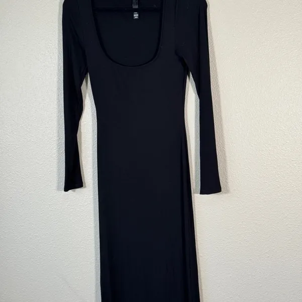 Skims Black Long Sleeve Midi Dress Womens M Bodycon Baddie Modest Minimalist - Image 12