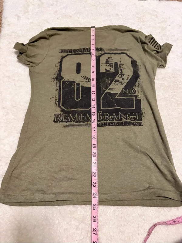 TIL Valhalla project Medium Pearl Harbor Remembrance Olive Green Graphic T-Shirt - Image 4