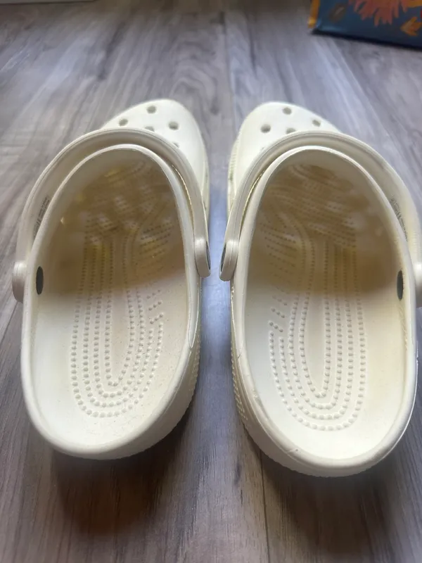 Crocs - Image 3