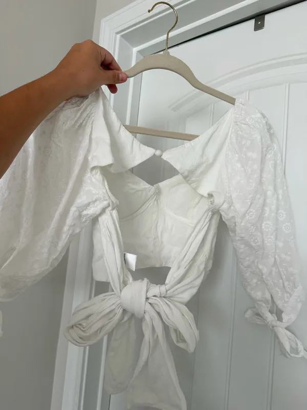 Vestique Top White - Image 2