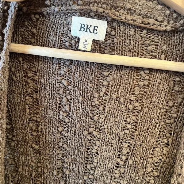 BKE Ribbed Popcorn Cardigan Sweater - Image 5