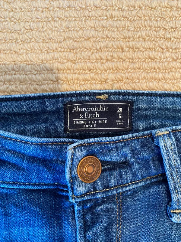 Jeans - Image 3