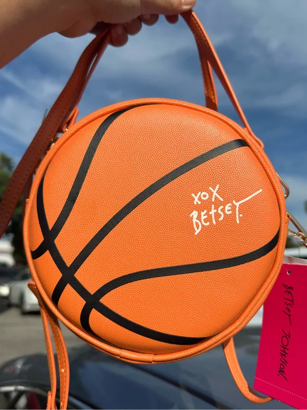 NWT Betsey Johnson Game Time Basketball Crossbody Bag Purse Whistle Charm - Image 2