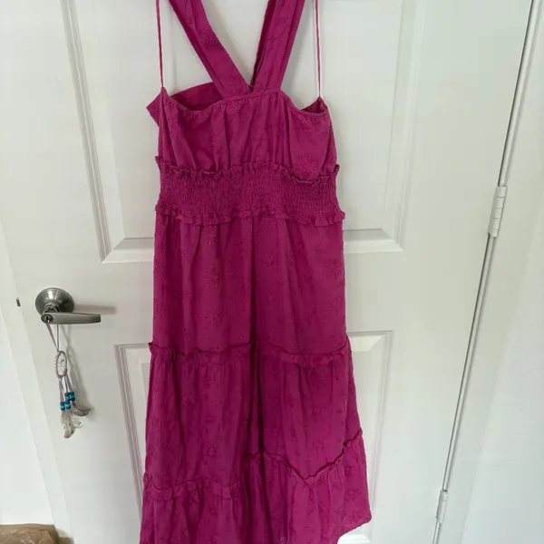 Vici Hot Pink Key Hole Maxi Dress - Image 2