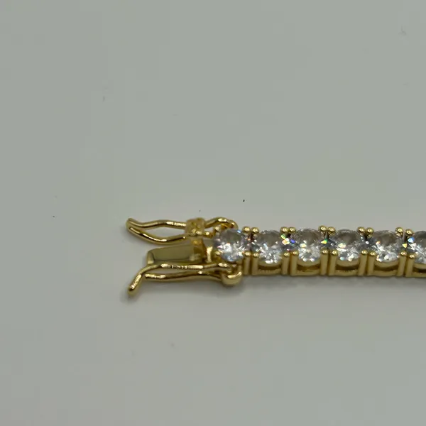Kay Jewelers Moissanite Tennis Bracelet Gold 4mm 7 Inch New VVS1 Color D Women Hypoallergenic - Image 4