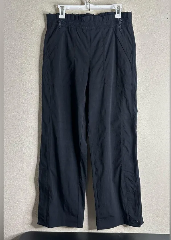 Athleta Trekkie Parachute high rise Pants size 10 30” style 533487 - Image 2