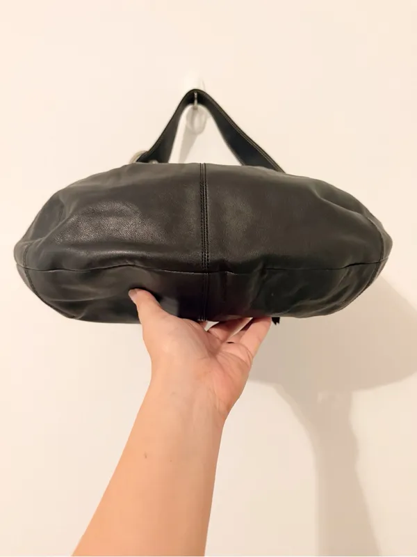 Coach Soho Black Leather Pleated Hobo Shoulder Bag Purse F13731 * - Image 5