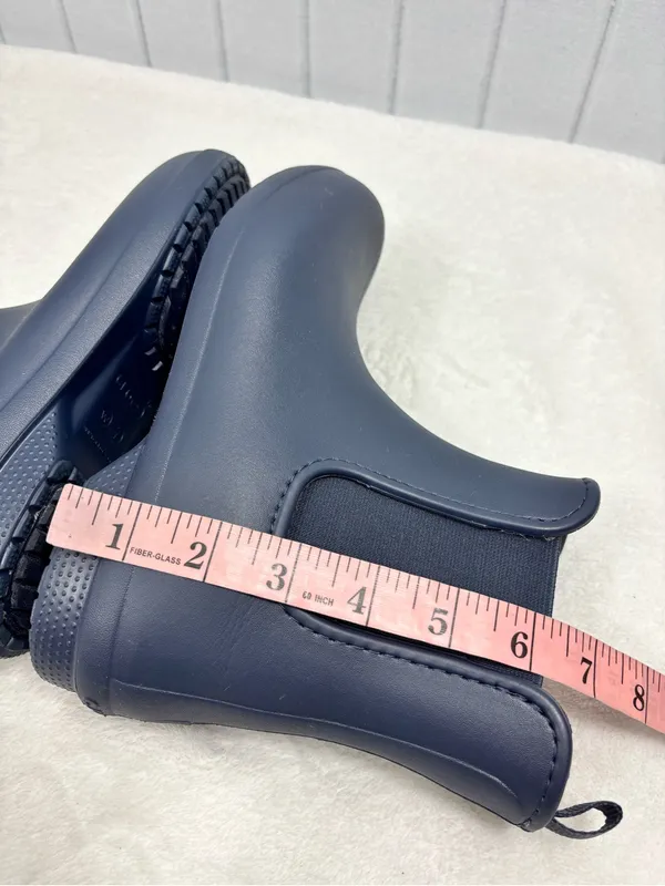 CROCS lightweight Navy Chelsea Rain Ankle Boots for Women Size 7 - Image 6