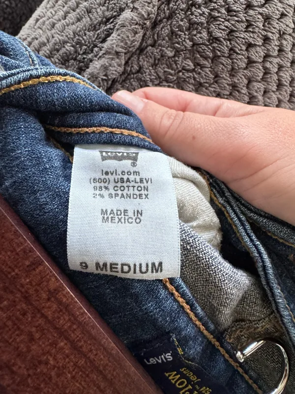 Levi’s 524 Too Superlow Y2K Low Rise Bootcut Jeans Size 9 - Image 5